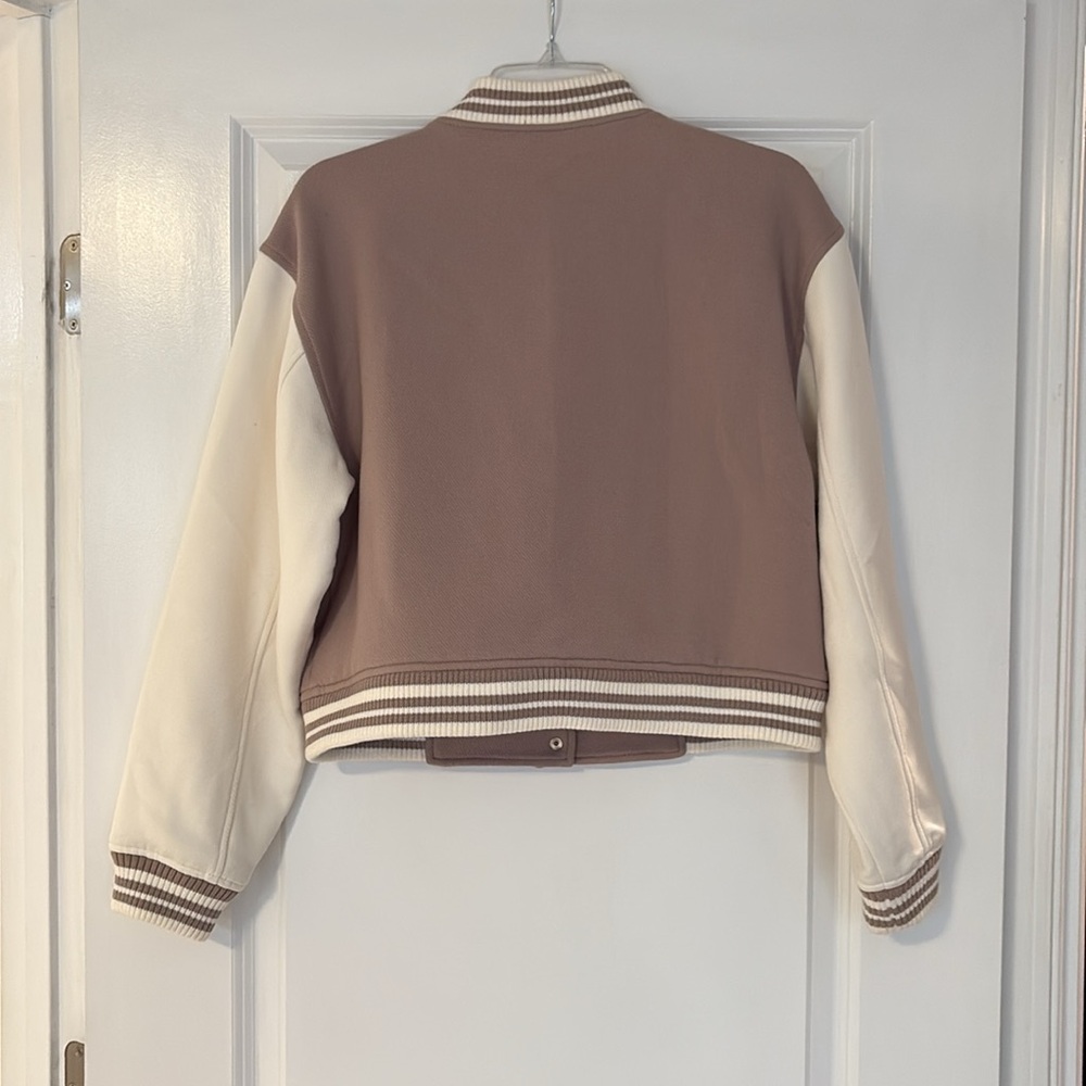 Loft Jacket - Picture 4 of 4